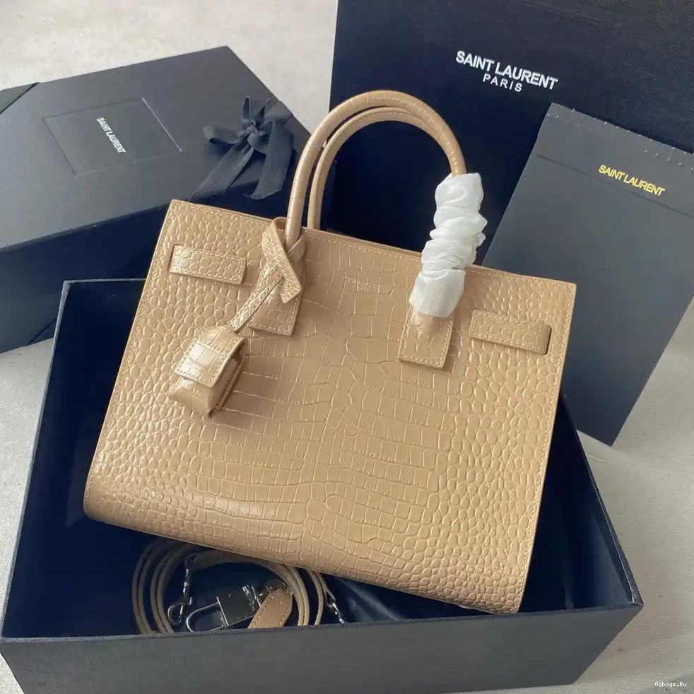 JOUR DE YSL SAC BABY 0508